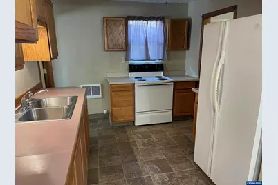 1309 Price Ln E, Monmouth, OR 97361 - Photo 8