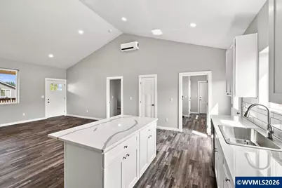 1221 49th St, Sweet Home, OR 97389 - Photo 16