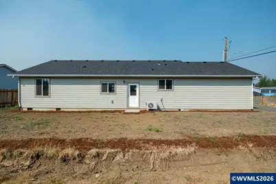 1221 49th St, Sweet Home, OR 97389 - Photo 32
