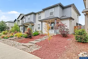 1636 SE Barberry Ave, Dallas, OR 97338 - Photo 2