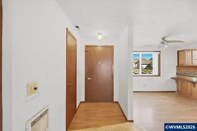 633 Cessna St, Independence, OR 97351 - Photo 6