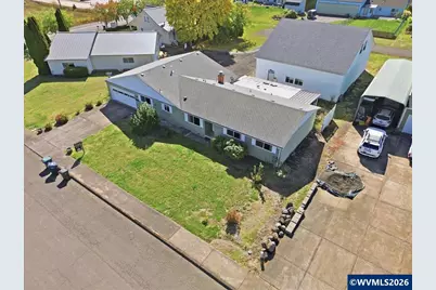 633 Cessna St, Independence, OR 97351 - Photo 32