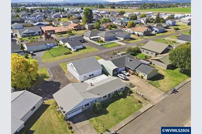633 Cessna St, Independence, OR 97351 - Photo 34