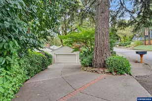 1075 Hansen Ave S, Salem, OR 97302 - Photo 46