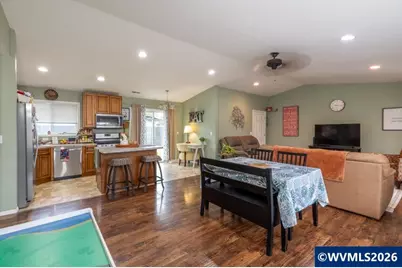 1680 Tudor Wy SE, Albany, OR 97322 - Photo 2