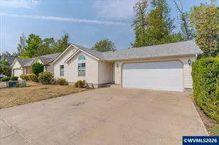 1859 Plateau St NE, Salem, OR 97305 - Photo 2