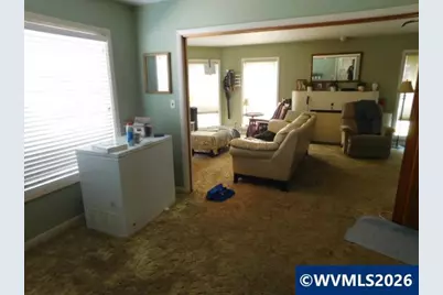 1875 20th St NE, Salem, OR 97301 - Photo 6
