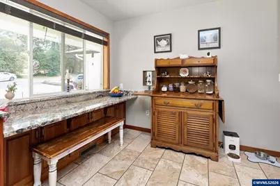 6890 Canyon St SE, Salem, OR 97317 - Photo 6