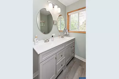 6890 Canyon St SE, Salem, OR 97317 - Photo 14