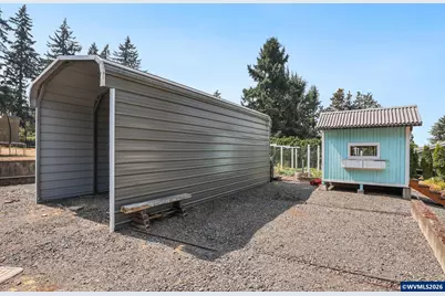 6890 Canyon St SE, Salem, OR 97317 - Photo 32