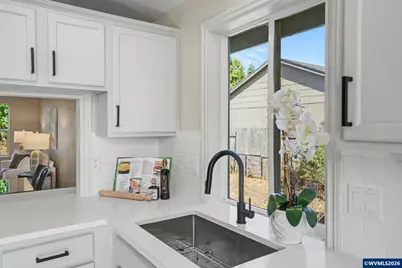 635 N 10th Pl, Aumsville, OR 97325 - Photo 10