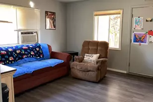 260 Charlotte St NE, Albany, OR 97322 - Photo 2