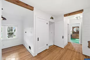 1890 Cottage St NE, Salem, OR 97301 - Photo 12