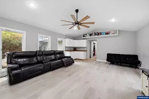 5130 7th Ave NE, Keizer, OR 97303 - Photo 12