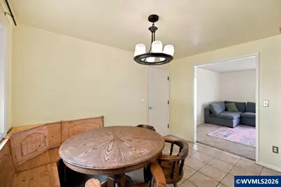662 NW East Thornton Lake Dr, Albany, OR 97321 - Photo 18