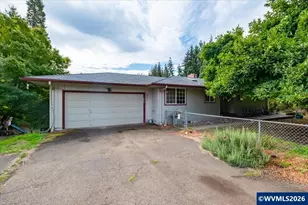 662 NW East Thornton Lake Dr, Albany, OR 97321 - Photo 1