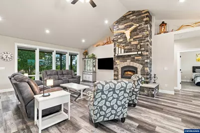 6626 Pony Pl SE, Salem, OR 97317 - Photo 4