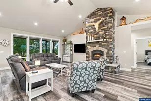 6626 Pony Pl SE, Salem, OR 97317 - Photo 4