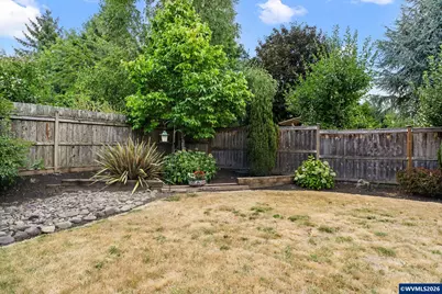 2210 Broadway St NW, Albany, OR 97321 - Photo 42