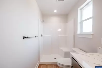 196 &amp; 198 SE Lacreole Dr, Dallas, OR 97338 - Photo 36
