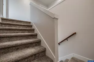 196 &amp 198 SE Lacreole Dr, Dallas, OR 97338 - Photo 28