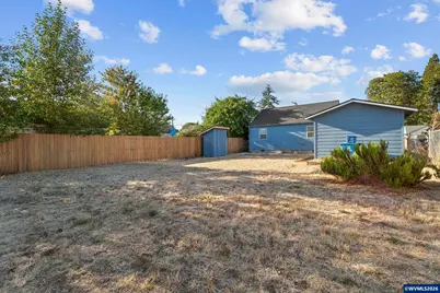 2430 Claude St SE, Salem, OR 97301 - Photo 22