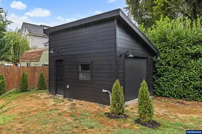 9525 N Hodge Av, Portland, OR 97203 - Photo 26