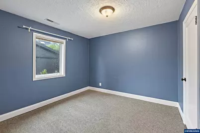 9525 N Hodge Av, Portland, OR 97203 - Photo 16