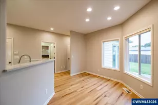 432 NW Heather Ave, Sublimity, OR 97385 - Photo 6