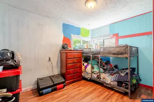 739 River Rd NW, Mill City, OR 97360 - Photo 10