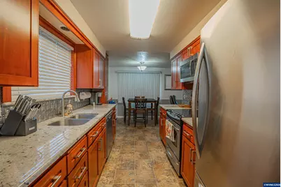 1365 Suntree Dr SE, Salem, OR 97302 - Photo 8