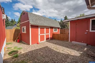 1365 Suntree Dr SE, Salem, OR 97302 - Photo 2