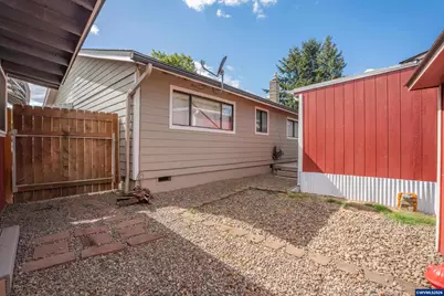 1365 Suntree Dr SE, Salem, OR 97302 - Photo 30