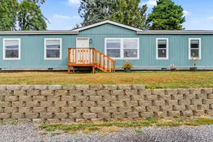 21966 Airport Rd NE, Aurora, OR 97002 - Photo 1