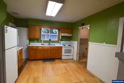 195 Fir St St, Mount Angel, OR 97362 - Photo 6