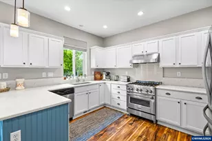 3065 Elliot St NW, Salem, OR 97304 - Photo 14