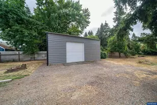 230 High St, Jefferson, OR 97352 - Photo 2