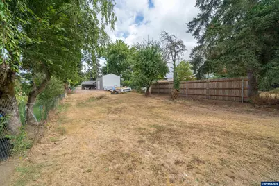 230 High St, Jefferson, OR 97352 - Photo 18