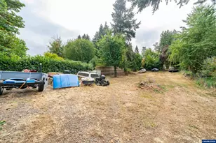 230 High St, Jefferson, OR 97352 - Photo 20