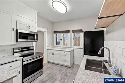 129 NW 11th St, Corvallis, OR 97330 - Photo 12