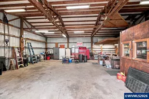 610 Averill St, Brownsville, OR 97327 - Photo 32