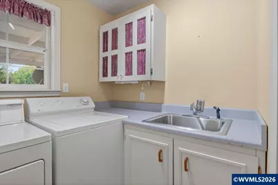 450 NW Ponderosa Av, Corvallis, OR 97330 - Photo 26