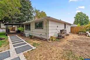 2593 Honeysuckle Way NE, Salem, OR 97301 - Photo 26
