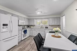 2593 Honeysuckle Way NE, Salem, OR 97301 - Photo 6