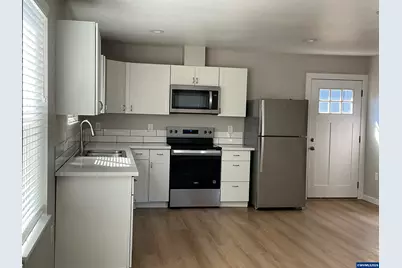 908 Water Av NE, Albany, OR 97321 - Photo 6