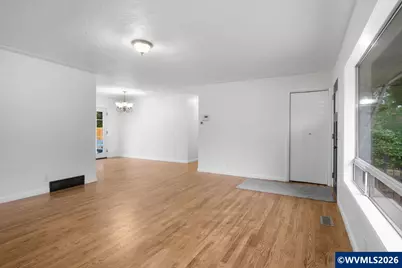 775 Judson St SE, Salem, OR 97302 - Photo 8