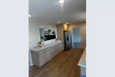 871 Bieber St NE, Salem, OR 97301 - Photo 6