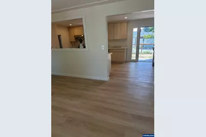 871 Bieber St NE, Salem, OR 97301 - Photo 10
