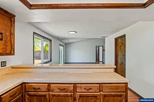 1923 Winchester St NW, Salem, OR 97304 - Photo 18