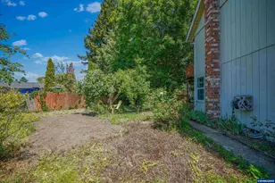 692 Fanny Ct NE, Salem, OR 97301 - Photo 42